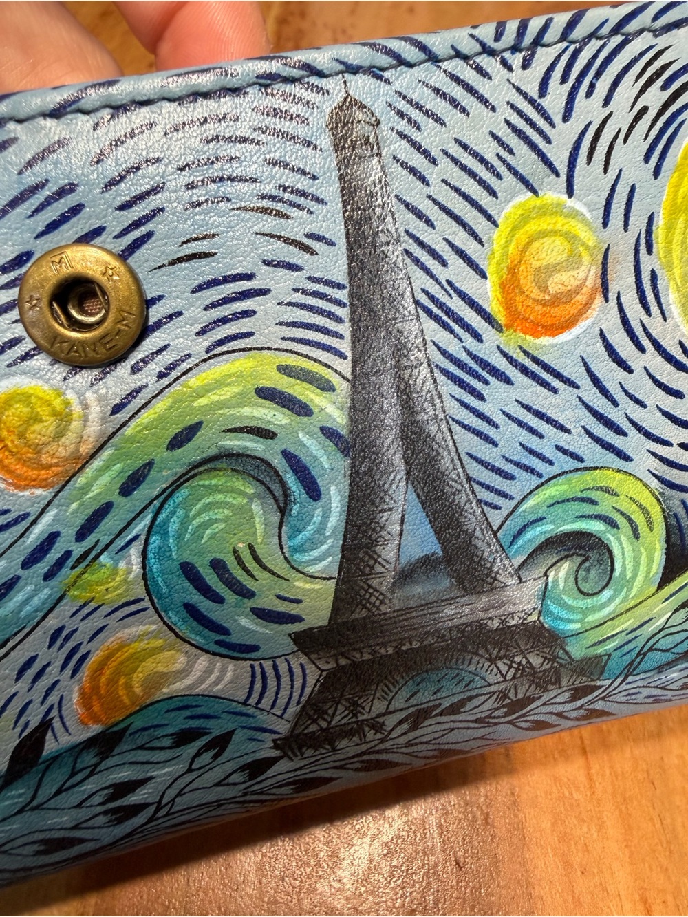 Anuschka Artistic “Love in Paris” Leather Organizer Wallet - Picture 11 of 12